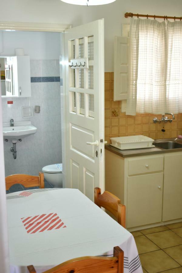 Ostria Beach Studios Perissa  Ngoại thất bức ảnh